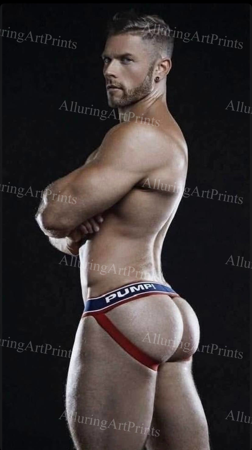 Nude Male Model Muscular Buns- G265
