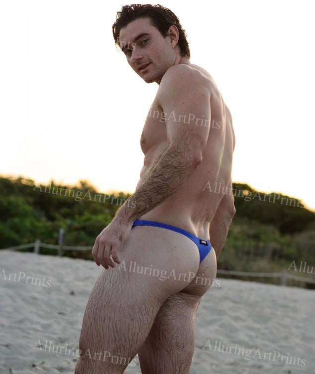 Male Model Muscular Buns- H479