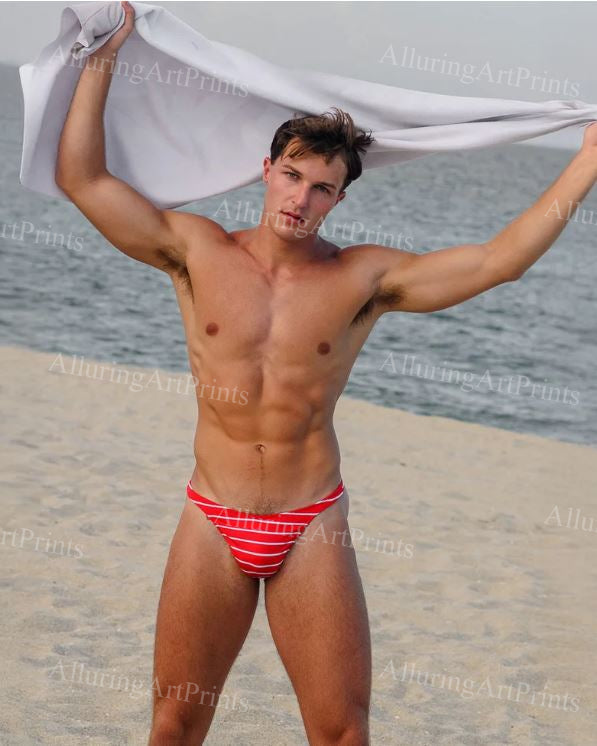 Male Model Muscular - H577
