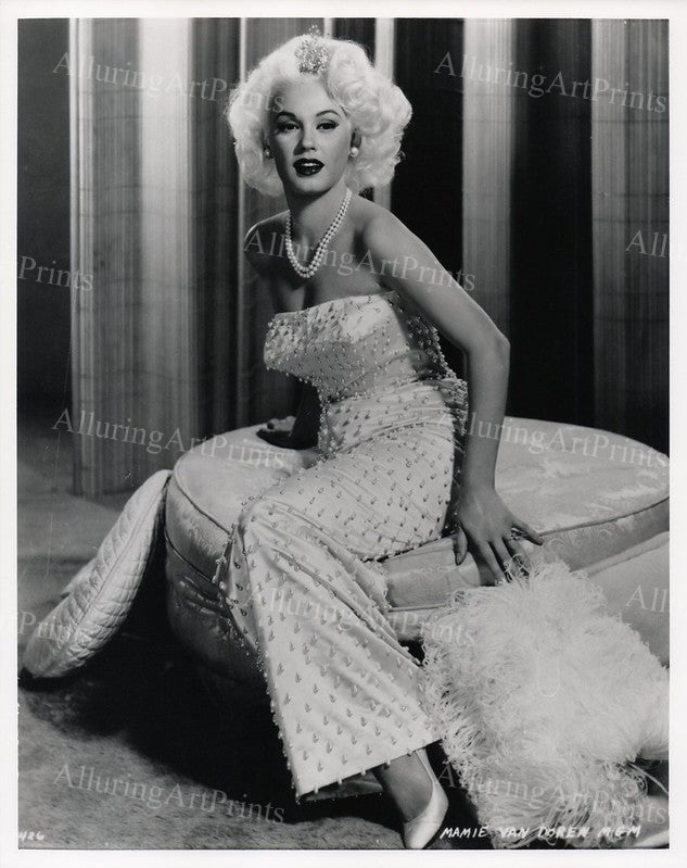 Risque Blonde Model Vintage - QQ368