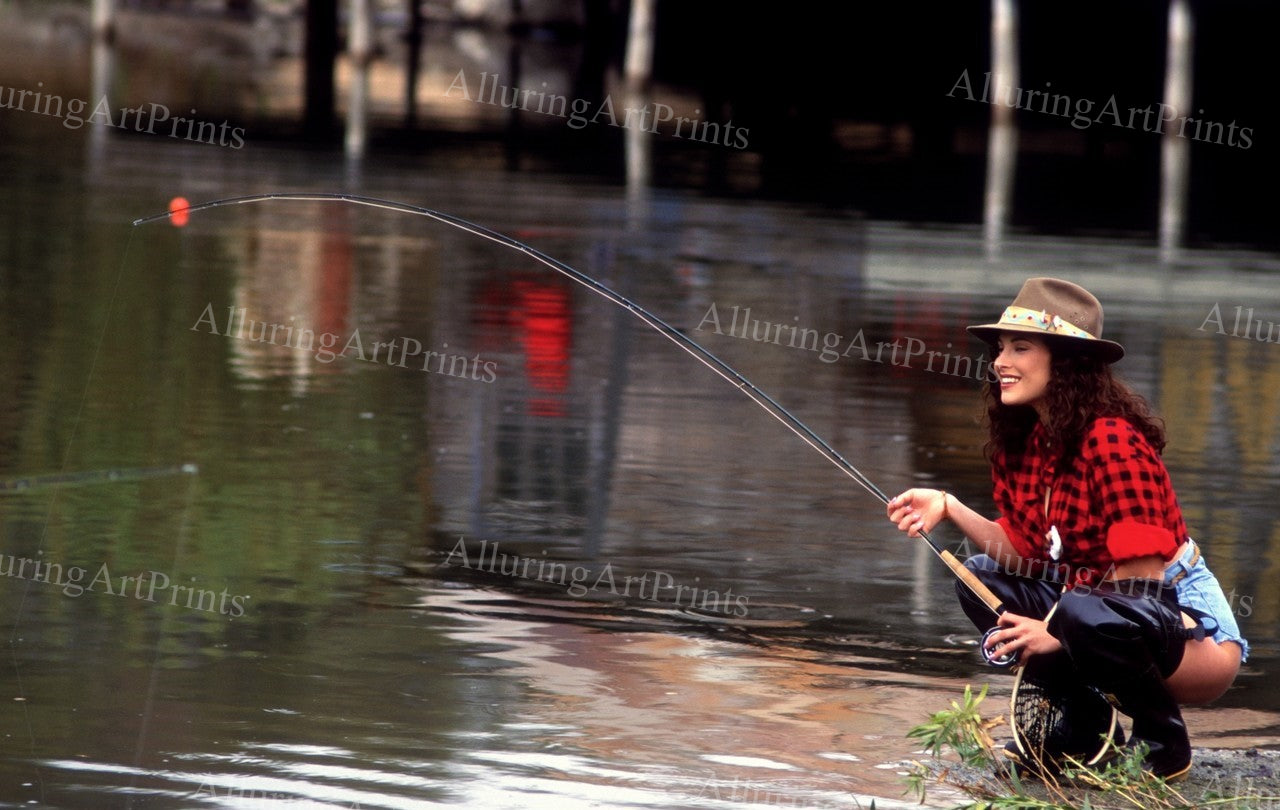 Risque Brunette Model Vintage - QQ961