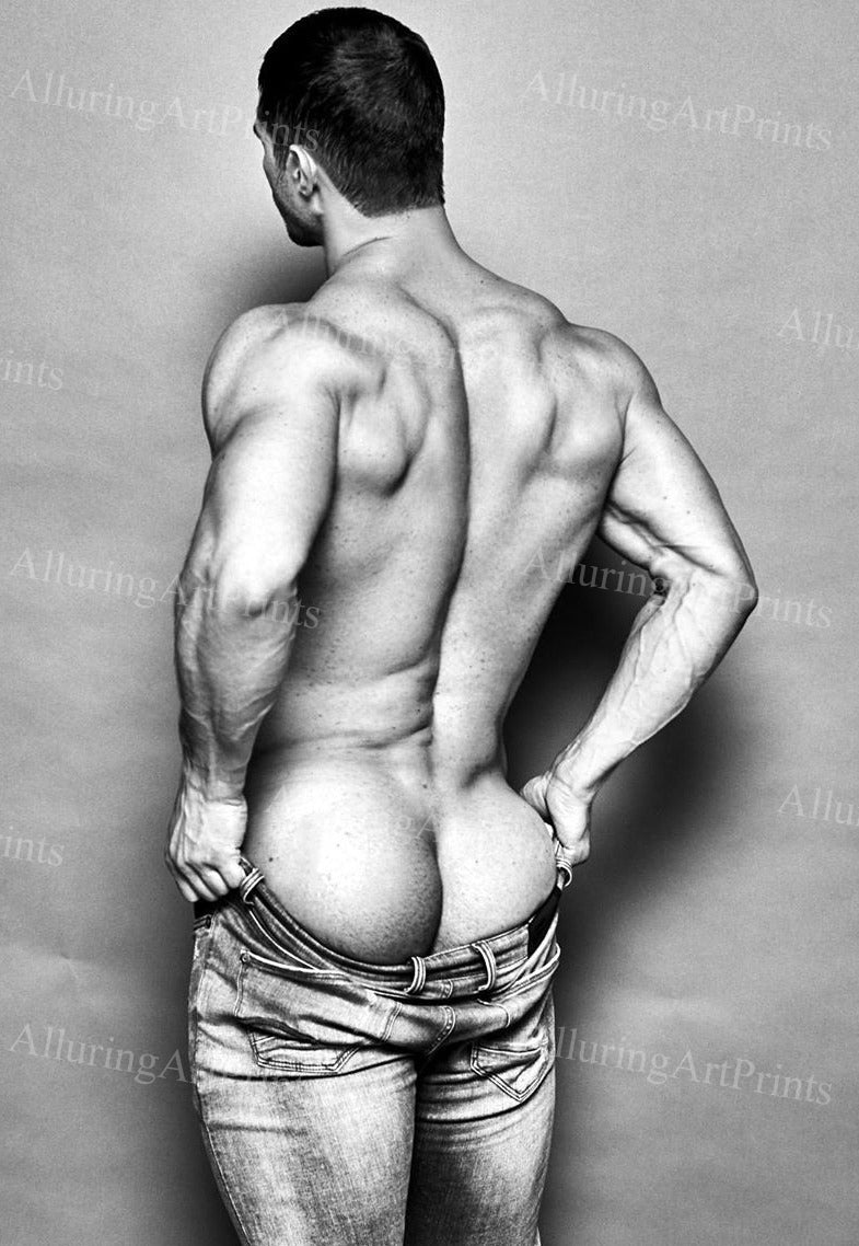 Nude Male Model Muscular - UU1456