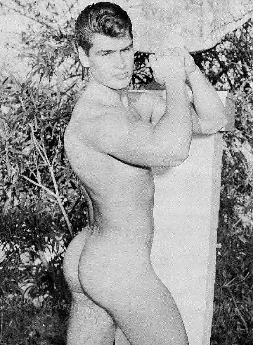 Nude Male Model Muscular - UU1573