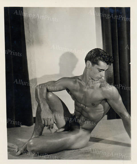Nude Male Model Muscular Vintage - UU826