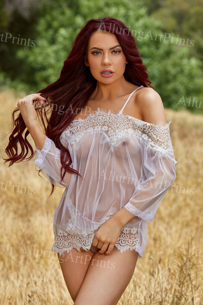 Risque Sabina Rouge Red Head Model - L835