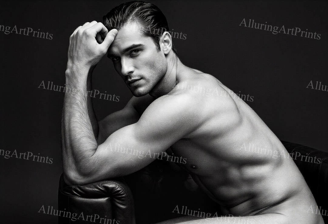 Male Model Muscular - H105