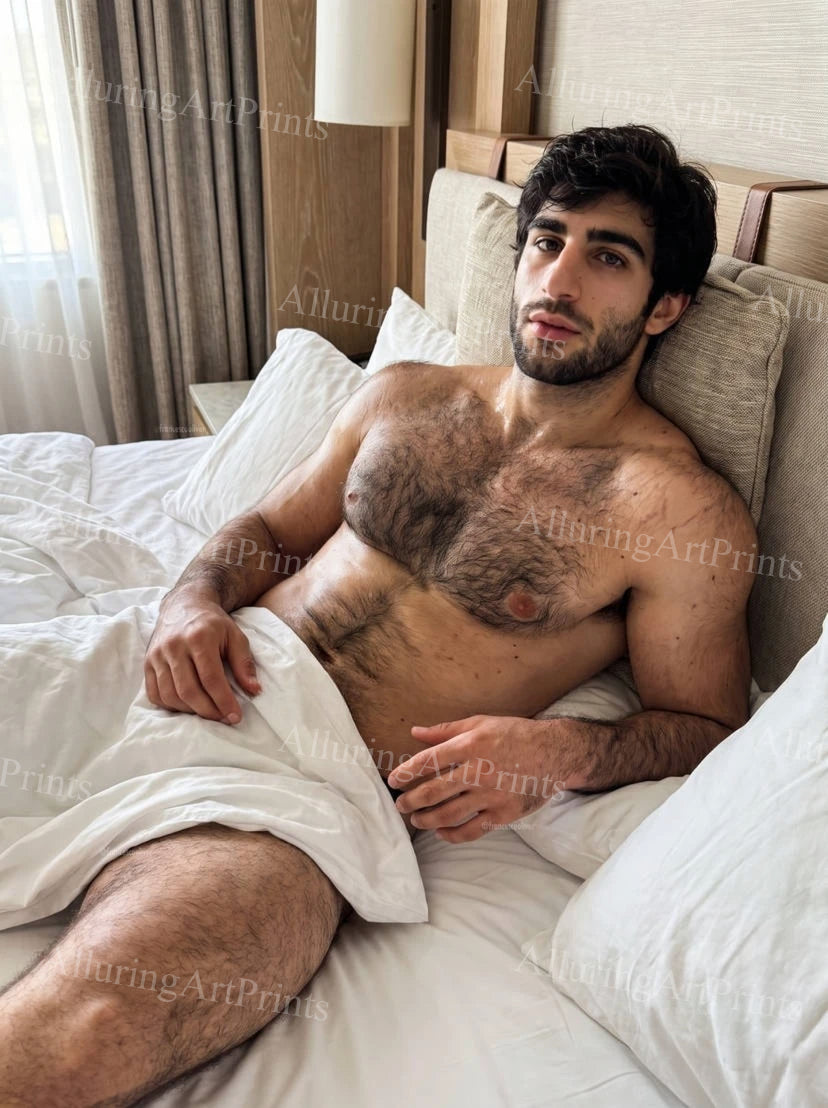 Male Model Hairy Muscular - H230