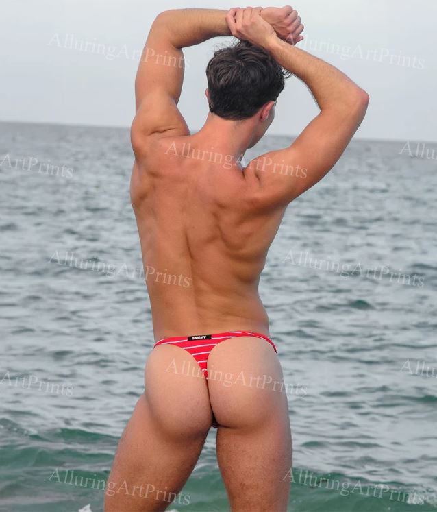 Male Model Muscular Buns- H475