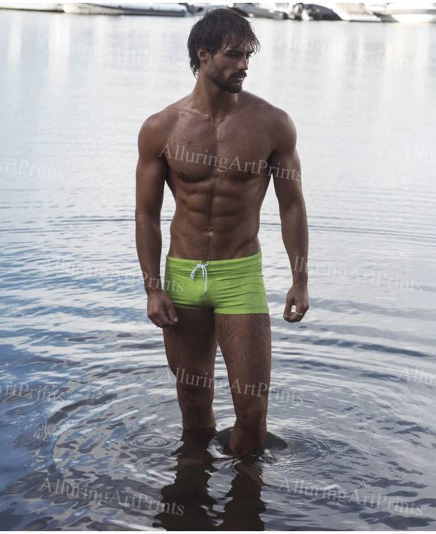 Male Model Muscular - H611