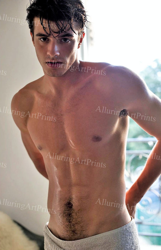 Male Model Muscular - H653