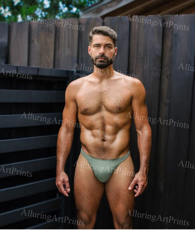 Male Model Muscular - H686