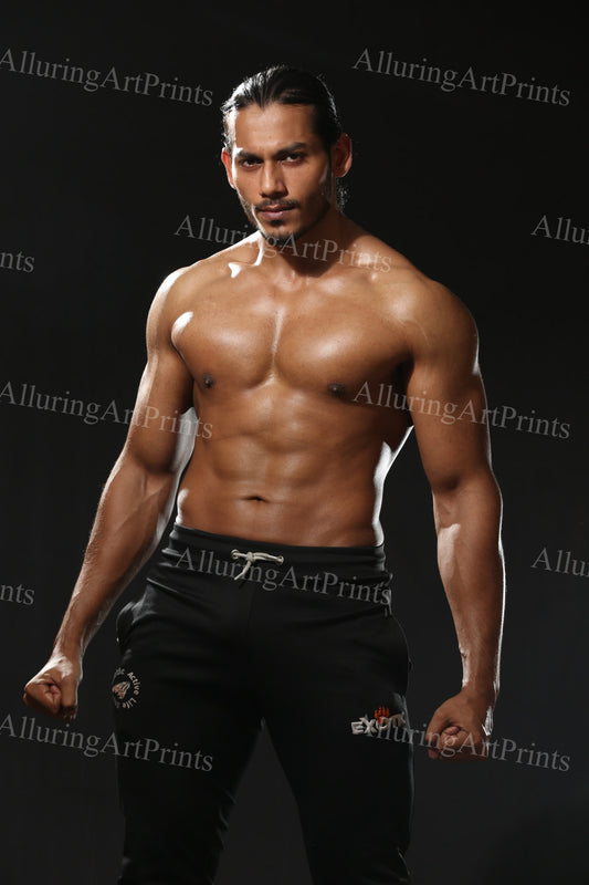 Male Model Muscular - H742