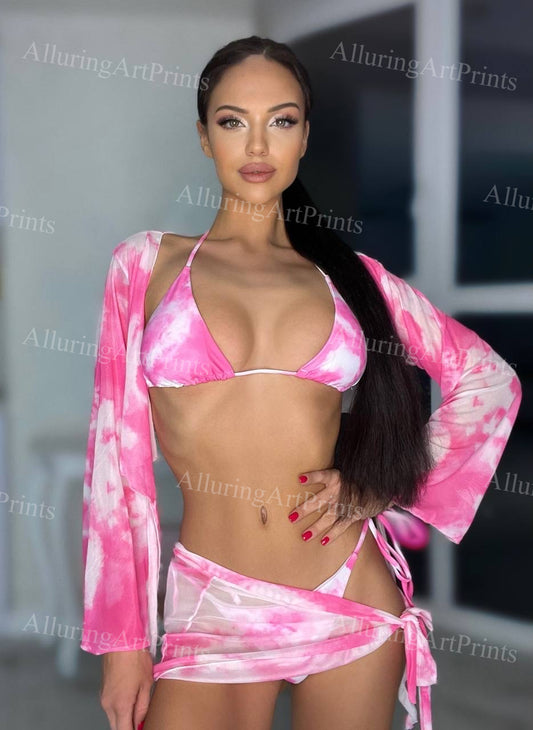 Risque Anastasia Vi Brunette Model - K686