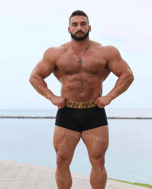 Risque Male Model Muscular - NN65