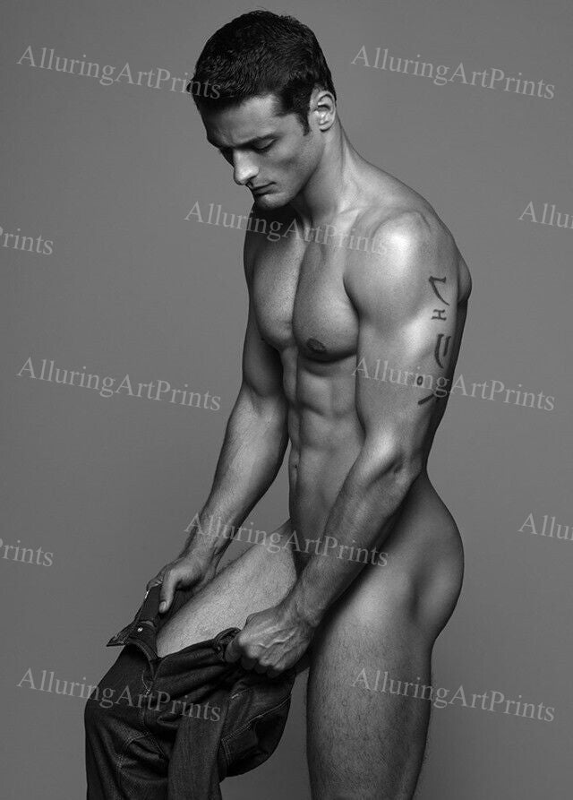 Male Model Muscular - RR687
