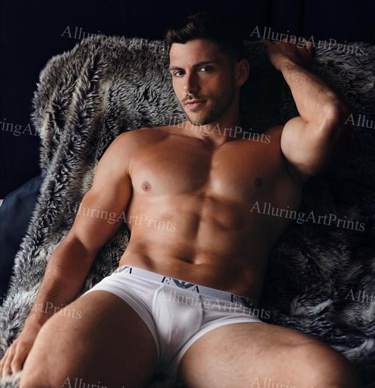 Male Model Muscular - TT63