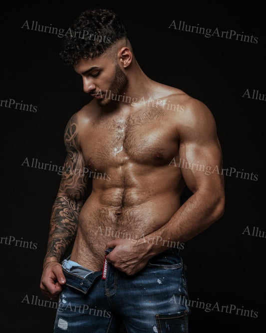 Male Model Hairy Muscular - U1146