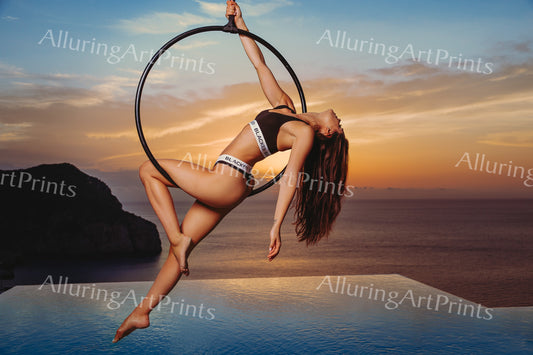 Risque Little Caprice Brunette Model Pretty Woman Petite Exotic Big Butt Boobs Hot Hoop Print Fine Wall Art H382