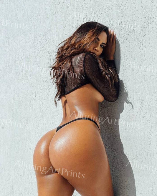 Risque Print exotic Brunette Models Pretty Woman butt back -B337